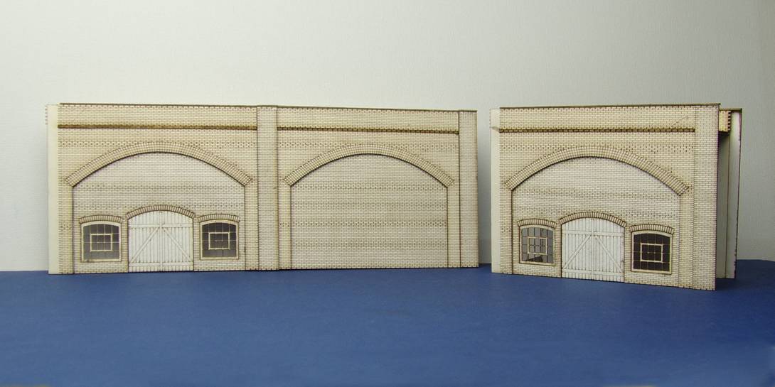 A 00-02 OO gauge brick arch unit warehouse windows and door An industrial version of the brick arch unit. This unit can be assembled as a single width or double width or low relief version.